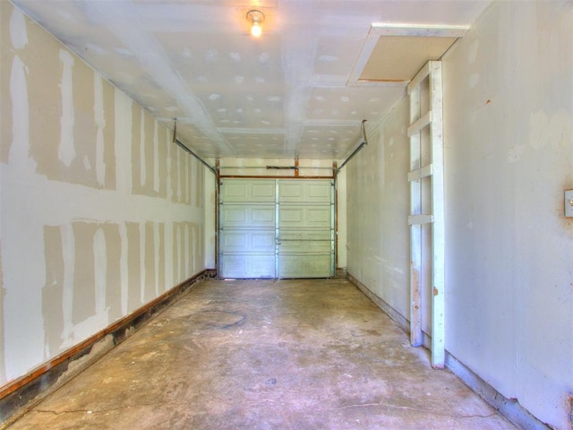 1125 E Fay St, Shawnee, OK 74801 - view of garage