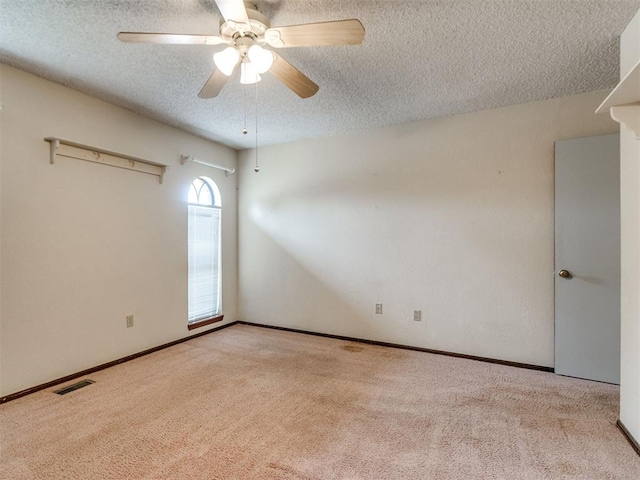 1309 Cedarbrook Ln, Moore, OK 73170 - photo 32