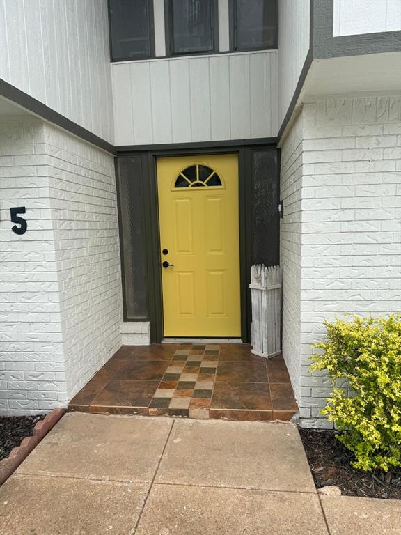 9005 Tilman Dr, Oklahoma City, OK 73132 - photo 39