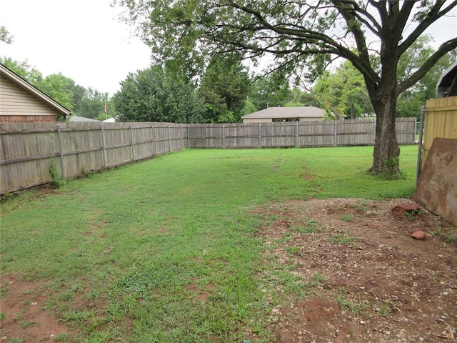 404 S 6th St, Tecumseh, OK 74873 - view of fenced backyard