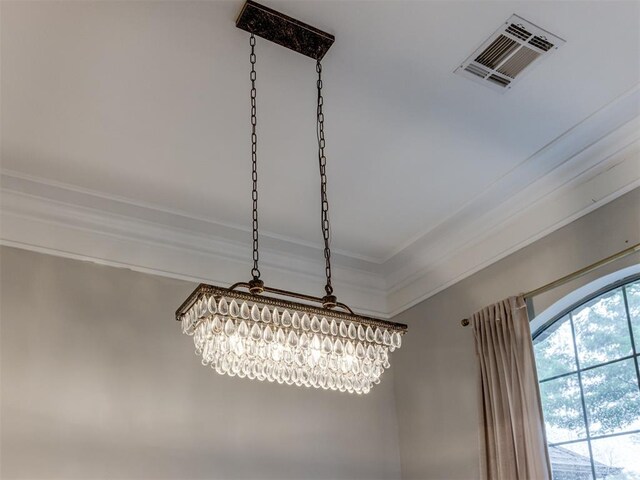 123 E Lakeview Trl, Edmond, OK 73003 - detailed view of ornamental molding and a chandelier