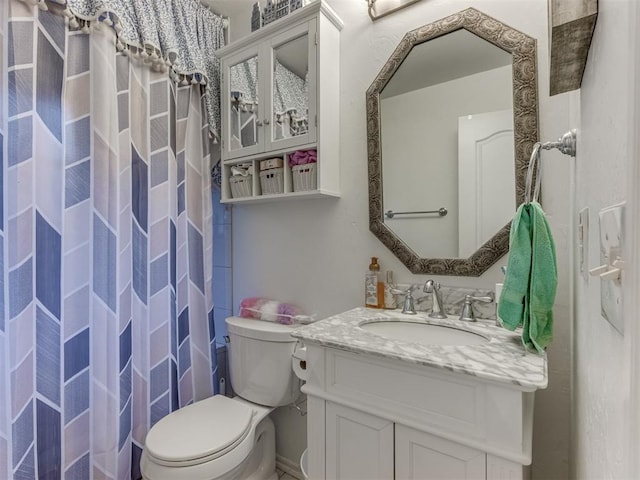 123 E Lakeview Trl, Edmond, OK 73003 - bathroom featuring vanity and a shower with curtain