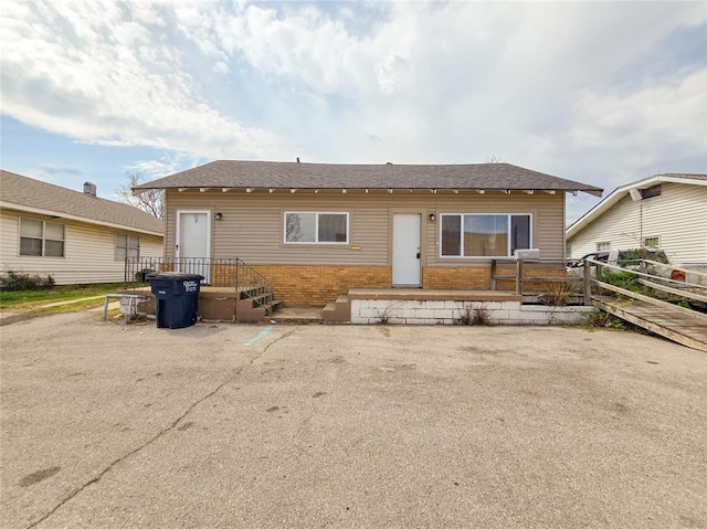 810 N Kickapoo Ave, Shawnee, OK 74801 - photo 1