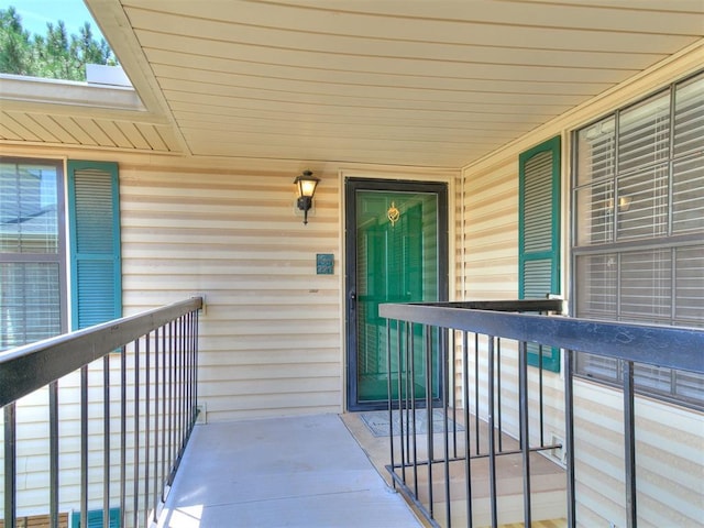 4400 Hemingway Dr Unit 221, Oklahoma City, OK 73118 - property entrance