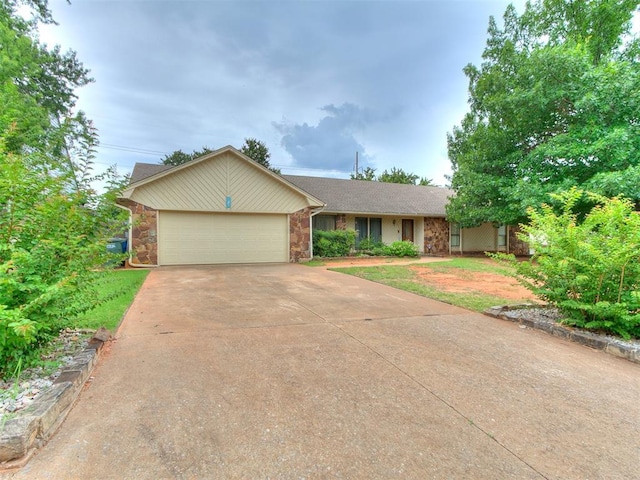 1912 Nighthawk Dr, Edmond, OK 73034 - photo 1