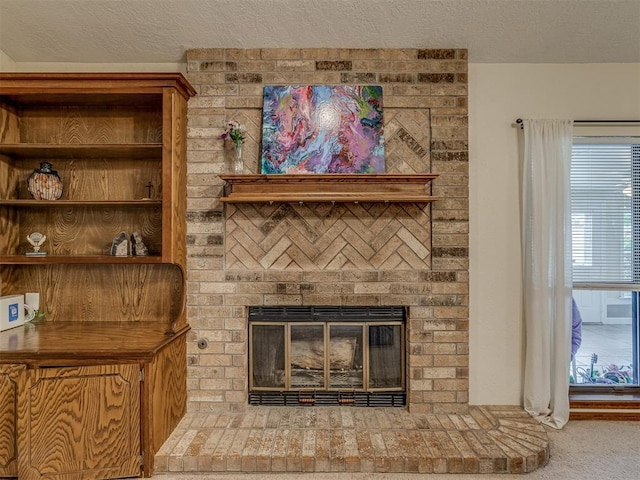 3213 Creekwood Ct, Norman, OK 73072 - detailed view of a fireplace, a textured ceiling, and carpet floors