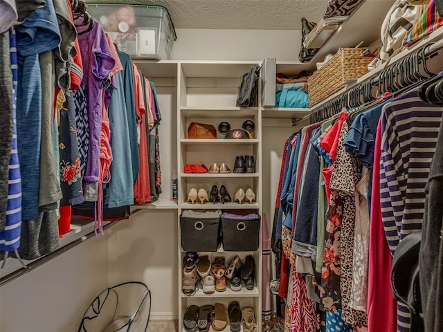 3213 Creekwood Ct, Norman, OK 73072 - view of walk in closet