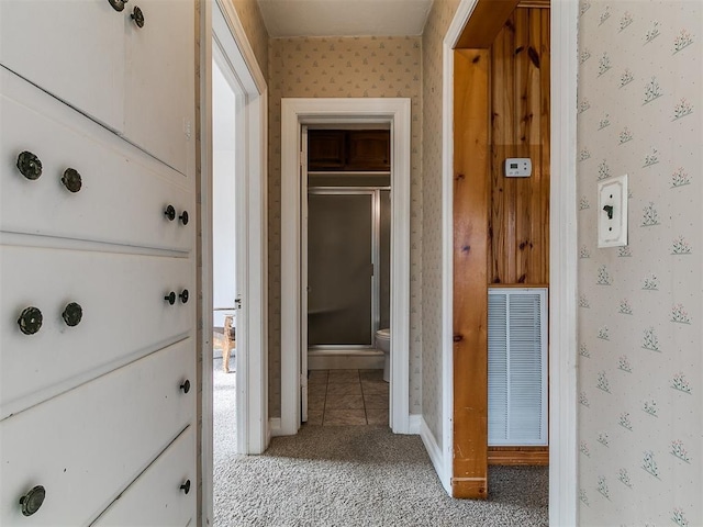 1016 Maple Ave, Yukon, OK 73099 - hall with wallpapered walls and light carpet