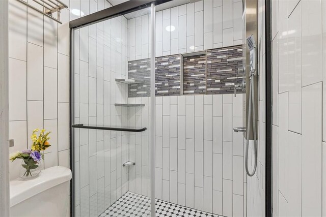 1909 Magnolia Ln, Edmond, OK 73013 - full bathroom with toilet and a stall shower