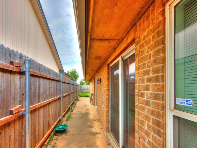 704 NW 137th St, Edmond, OK 73013 - view of patio / terrace