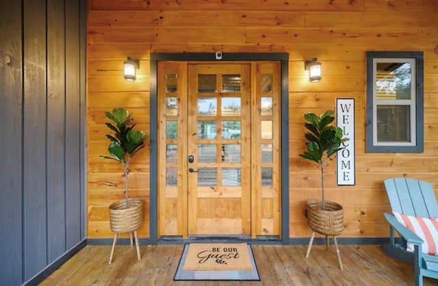 2105 Pine Hills Rd, Broken Bow, OK 74728 - property entrance with covered porch