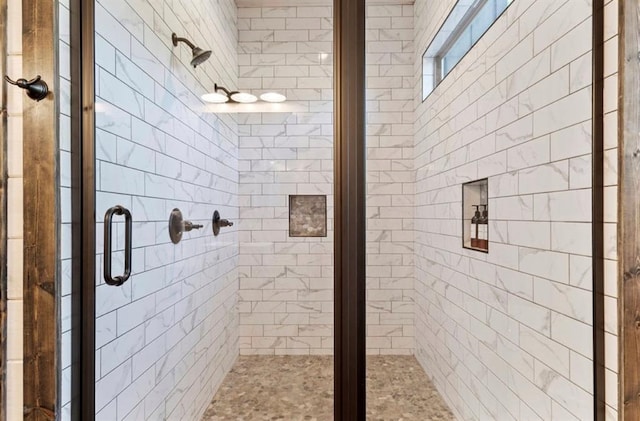 2105 Pine Hills Rd, Broken Bow, OK 74728 - bathroom featuring a shower stall