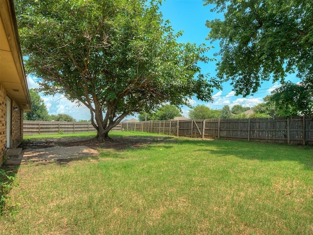 4812 Hunton Ter, Yukon, OK 73099 - view of fenced backyard