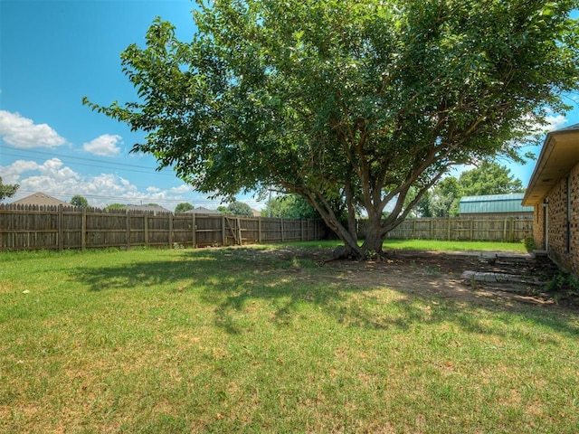 4812 Hunton Ter, Yukon, OK 73099 - view of fenced backyard