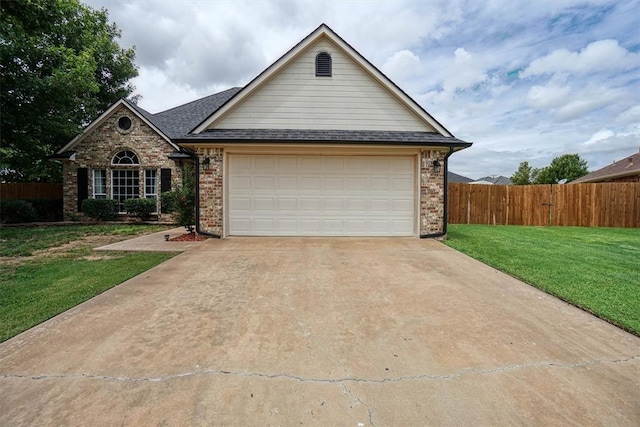 3417 Wendy Cir, Altus, OK 73521 - photo 2