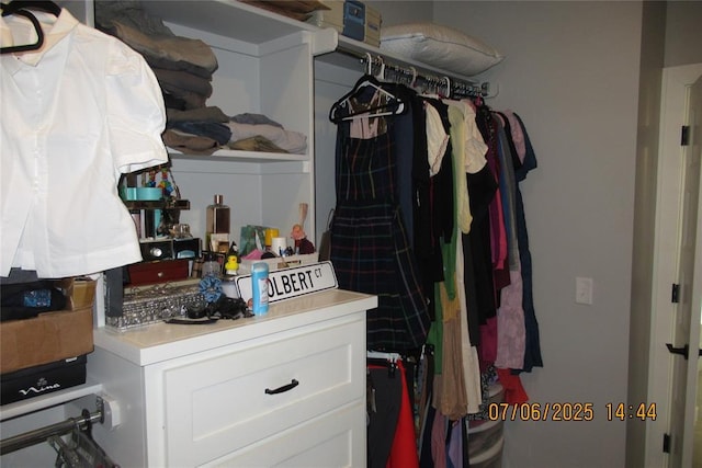 3909 Sorano Dr, Moore, OK 73160 - view of walk in closet