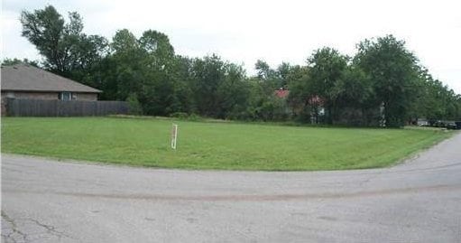 Ne 70 Street, Oklahoma City, OK 73105 - photo 2