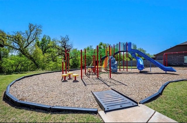 14204 Babbling Brook Dr, Oklahoma City, OK 73078 - photo 8