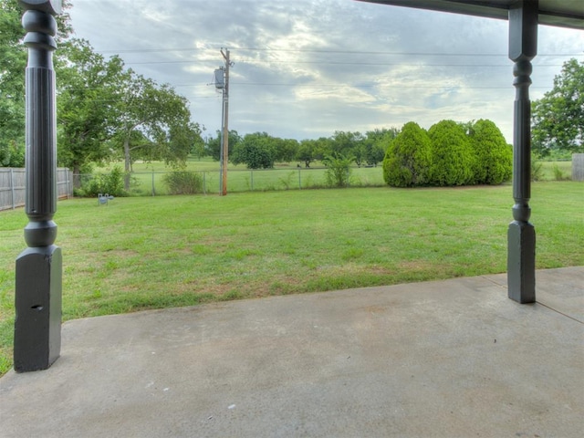 5412 Cloverlawn Dr, Oklahoma City, OK 73135 - view of yard featuring a patio area