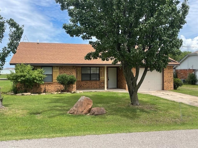 506 S Scott St, Wayne, OK 73095 - photo 1