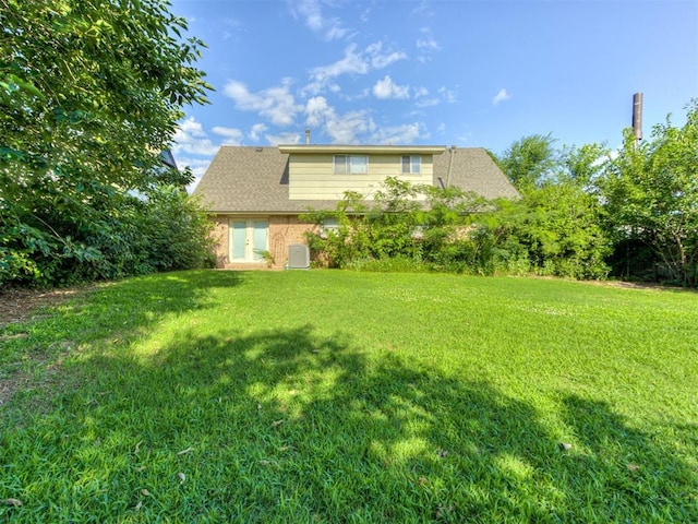 1800 Michael Dr, Edmond, OK 73013 - view of green lawn