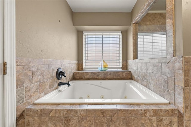 1204 NW 190th Pl, Edmond, OK 73012 - bathroom with a whirlpool tub
