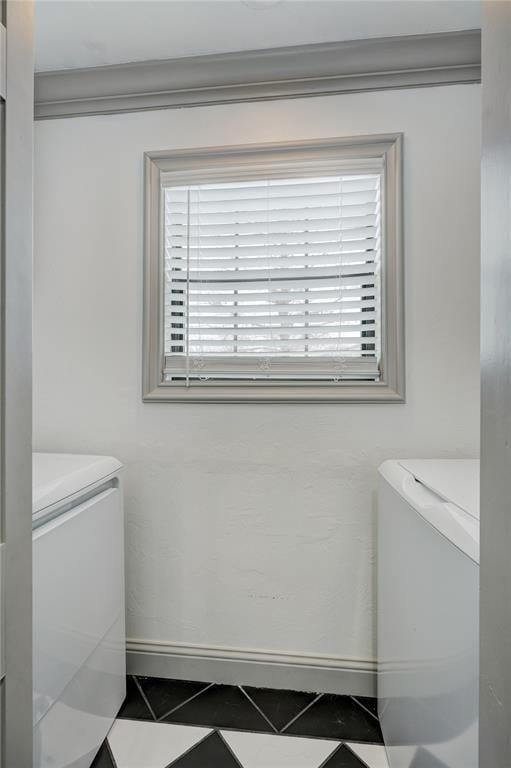 4400 Hemingway Dr Unit 259, Oklahoma City, OK 73118 - bathroom with plenty of natural light