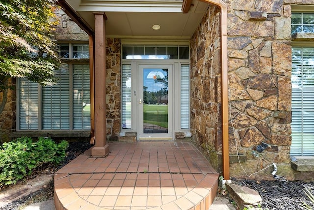 1505 S Augusta Dr, Ada, OK 74820 - entrance to property with stone siding