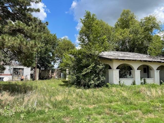 119 S Oak St, Erick, OK 73645 - view of yard