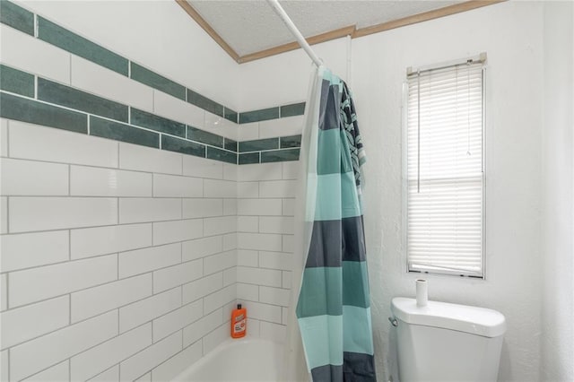 1300 Hutton Rd, Marlow, OK 73055 - full bath featuring shower / bath combo and a textured ceiling