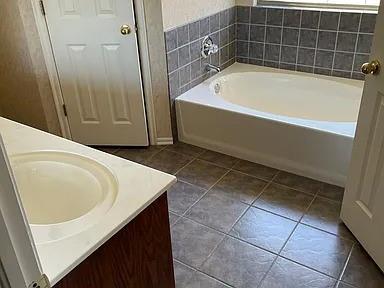 1900 NW 177th Ter, Edmond, OK 73012 - photo 18