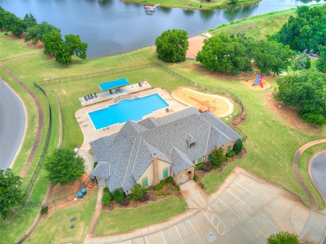 609 Newport Bridge Dr, Edmond, OK 73034 - aerial view of a nearby body of water and a pool area