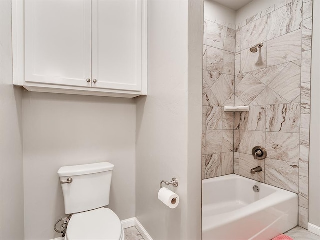 609 Newport Bridge Dr, Edmond, OK 73034 - full bath featuring baseboards and washtub / shower combination