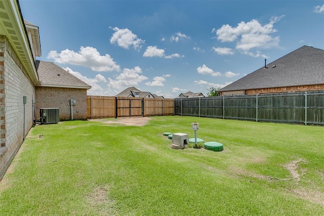 10125 NW 99th St, Yukon, OK 73099 - view of fenced backyard