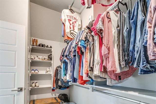 10125 NW 99th St, Yukon, OK 73099 - view of walk in closet