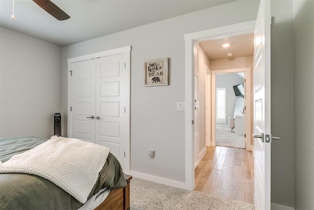 10125 NW 99th St, Yukon, OK 73099 - bedroom with a closet and a ceiling fan