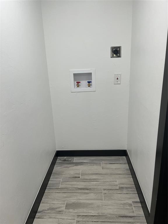 2416 S Shartel Ave, Oklahoma City, OK 73109 - washroom with hookup for an electric dryer and hookup for a washing machine