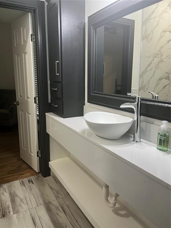 2416 S Shartel Ave, Oklahoma City, OK 73109 - bathroom featuring vanity