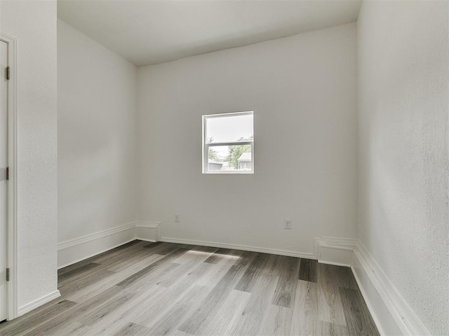 1513 Rancho Dr, Oklahoma City, OK 73119 - empty room with wood finished floors and baseboards