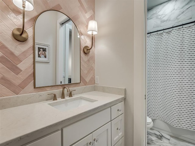 19890 Hickory Ridge Rd, Arcadia, OK 73007 - full bath featuring vanity, marble look tiles, and curtained shower