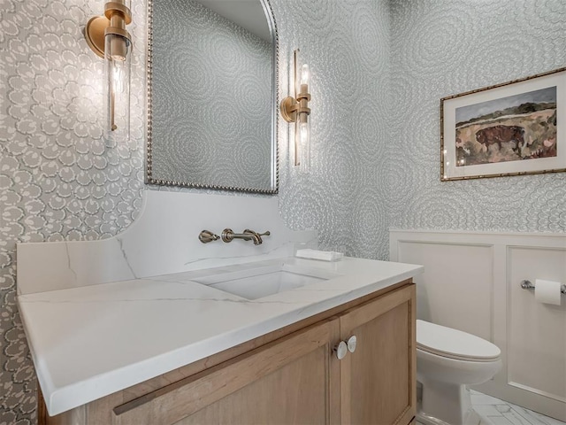 19890 Hickory Ridge Rd, Arcadia, OK 73007 - bathroom with vanity and wallpapered walls