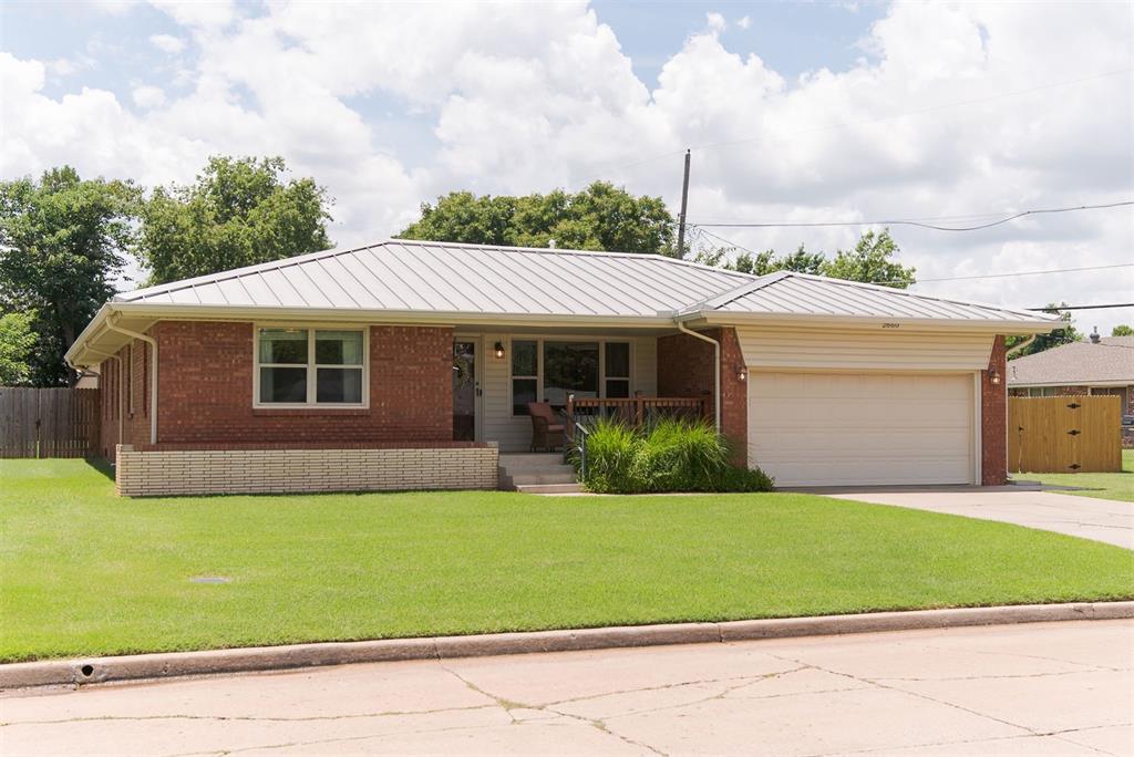 2660 Lakeside Dr, Oklahoma City, OK 73120 - photo 1