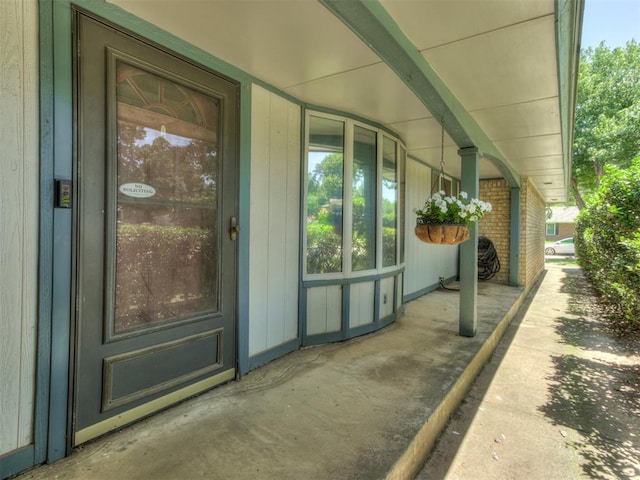 501 E Cardinal Pl, Midwest City, OK 73130 - doorway to property