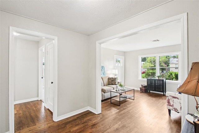 3213 SE 20th St, Del City, OK 73115 - sitting room featuring wood finished floors and baseboards