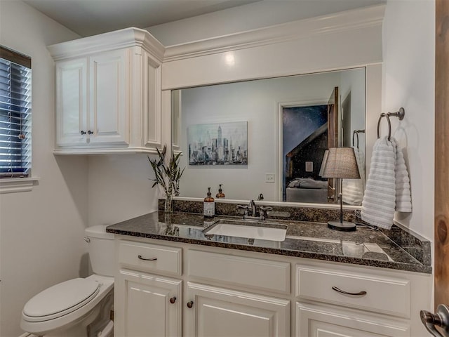 1470 Auburn Cir, Piedmont, OK 73078 - half bath with vanity and toilet