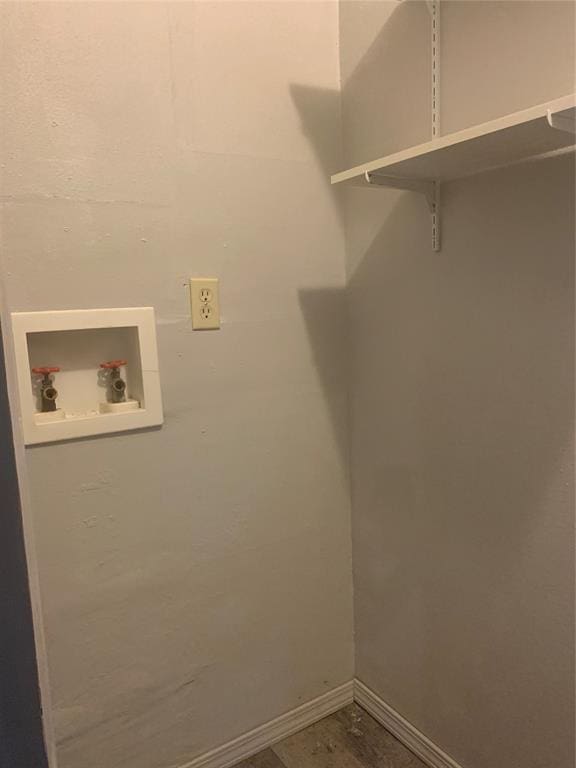 28153 County Street 2540Th, St, Fort Cobb, OK 73038 - laundry room featuring hookup for a washing machine and baseboards