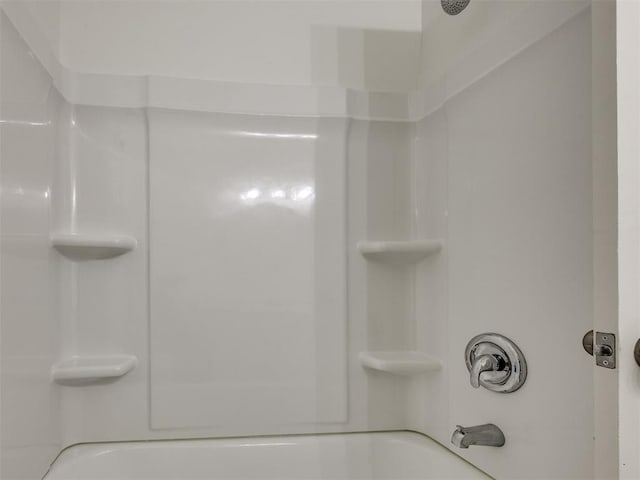 3044 S Madole Blvd, Oklahoma City, OK 73159 - bathroom with shower / bath combination