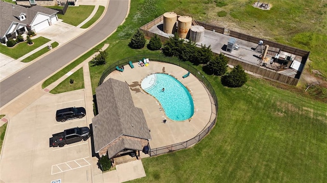 10617 Little Sallisaw Creek Dr, Yukon, OK 73099 - drone / aerial view of a pool area