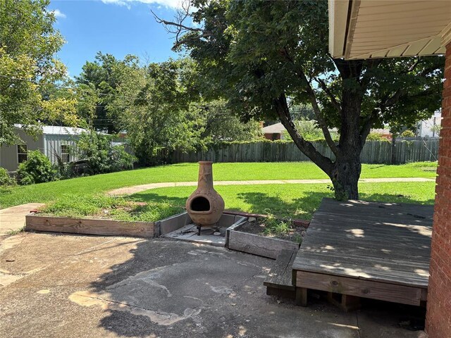 611 Garth Brooks Blvd, Yukon, OK 73099 - view of yard featuring a patio area