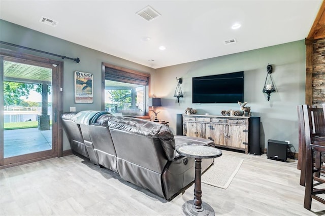 39 E Shore Dr, Arcadia, OK 73007 - living area featuring plenty of natural light, wood finished floors, and recessed lighting